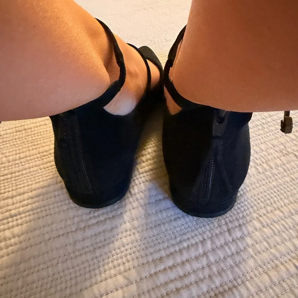 Stuart Weitzman Women's Black Suede Multi Strap Mary Jane Pointed Toe Flats 6.5M